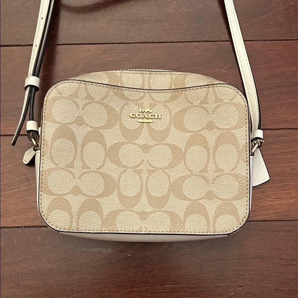 coach crossbody bag!!